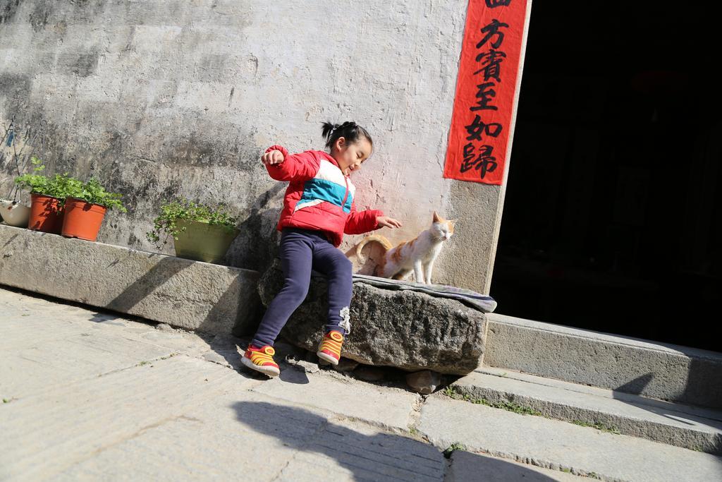 Yi (Anhui) Qingheyue Inn מראה חיצוני תמונה